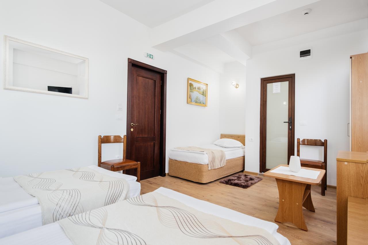 Hotel Turist Fălticeni Exterior foto
